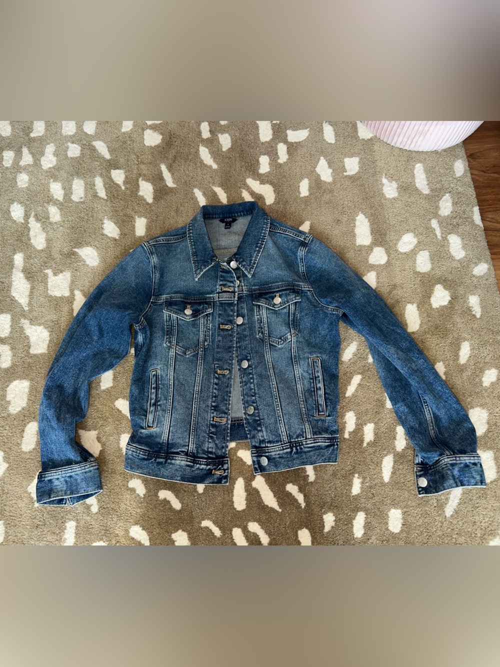 Small J. Crew Medium Wash Blue Denim Jacket 🆕